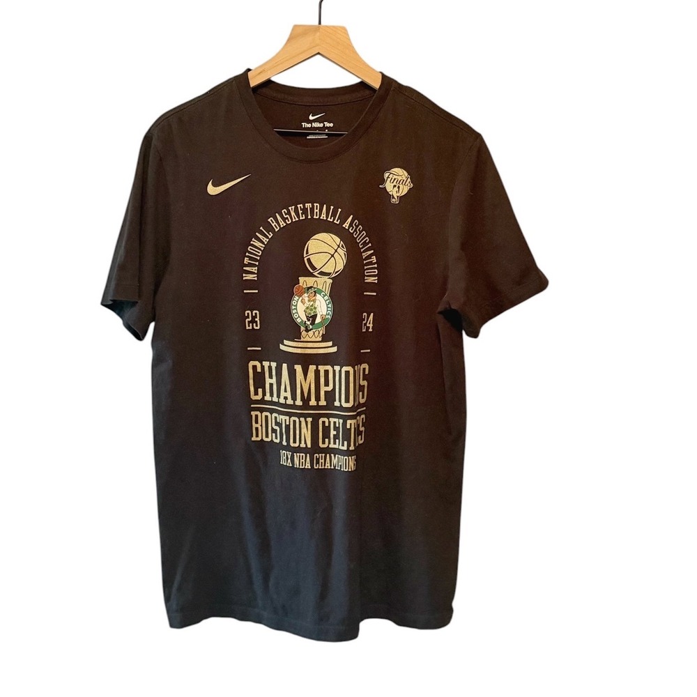 Nike Boston Celtics 2024 NBA Champions T-Shirt Mens Medium Black Gold 18X Champs